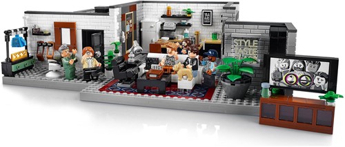 LEGO Creator Expert 10291 Queer Eye - The Fab 5 Loft - 30