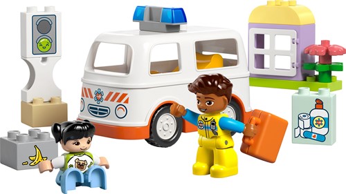 LEGO DUPLO Stad Ambulance met chauffeur - 10447-3
