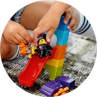 LEGO DUPLO THE LEGO® MOVIE 2™ 10895 Visite voor Emmet en Lucy van de DUPLO® Planeet - 50