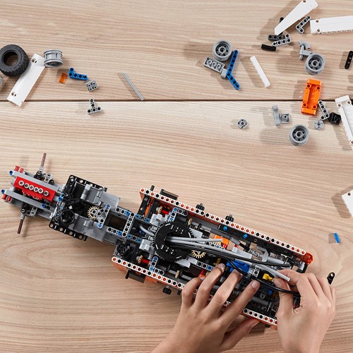 LEGO Technic 42128 Robuuste sleepwagen - 110