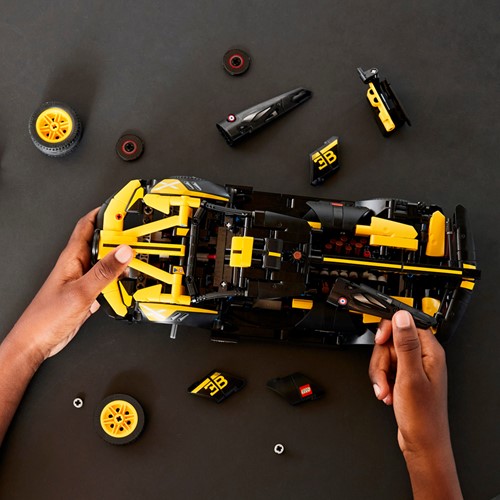 LEGO Technic 42151 Bugatti Bolide - 110
