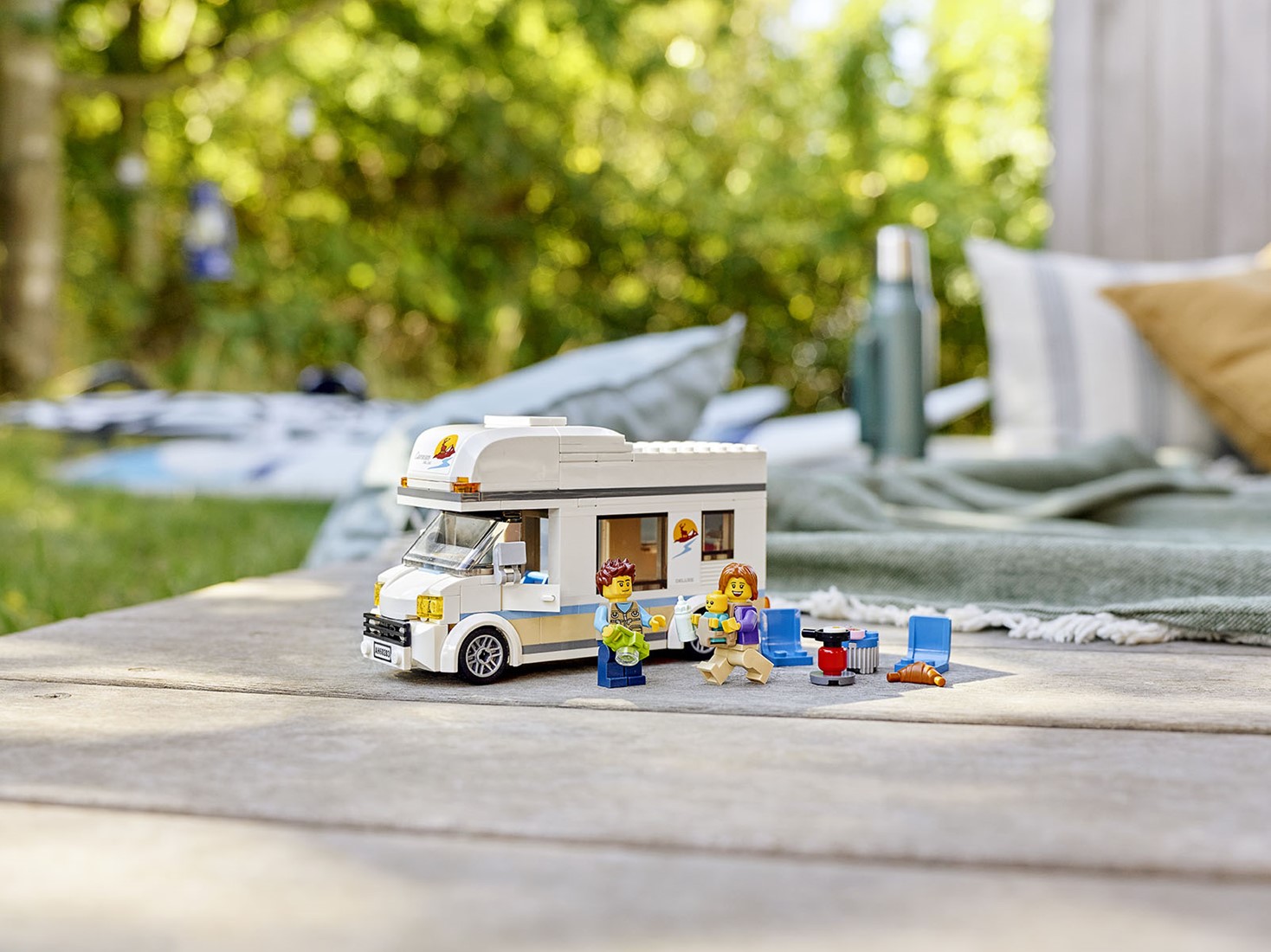Lego city camping top